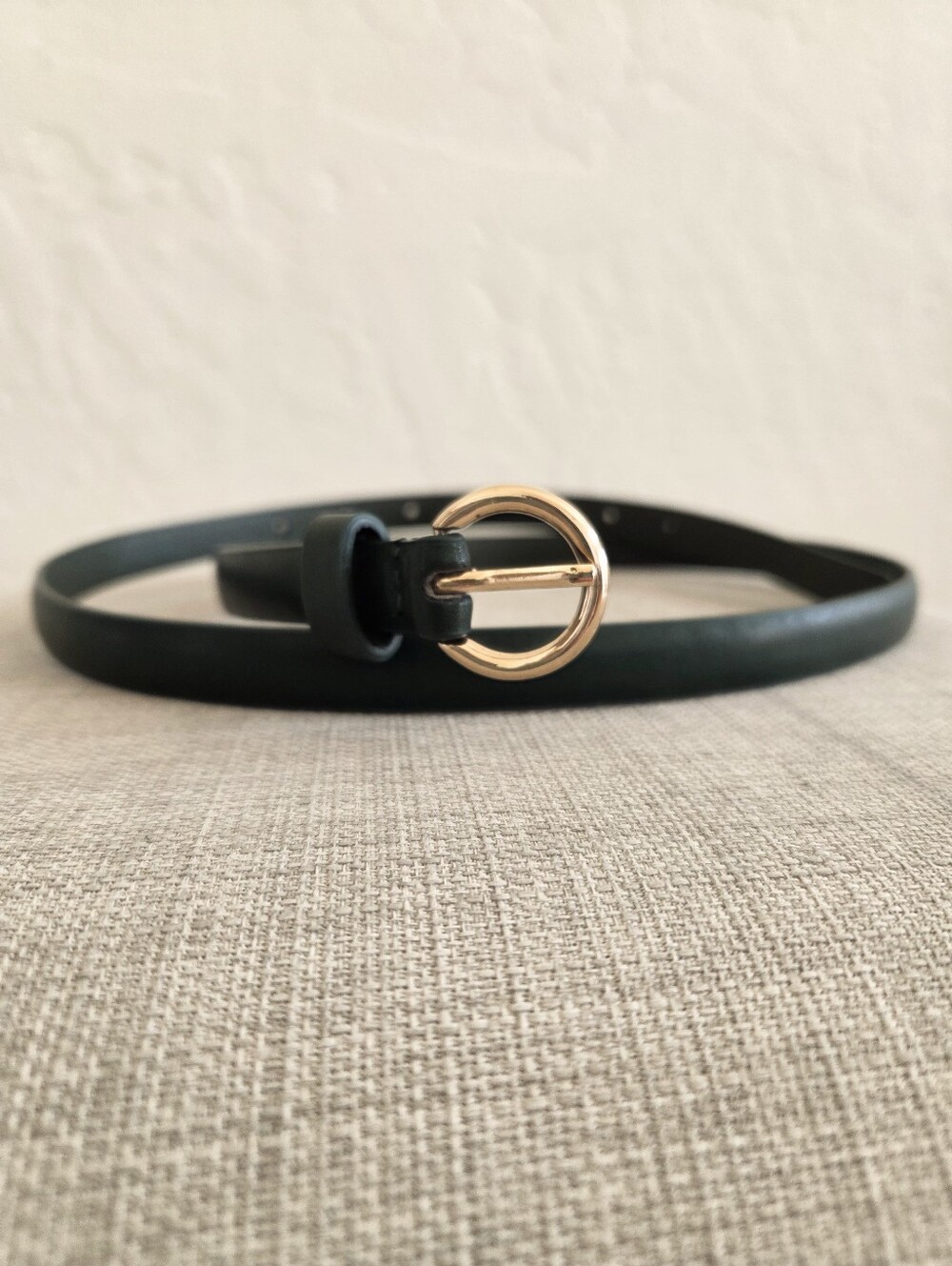 Charlotte Russe Dark Green Slim Belt with Gold Ring Buckle